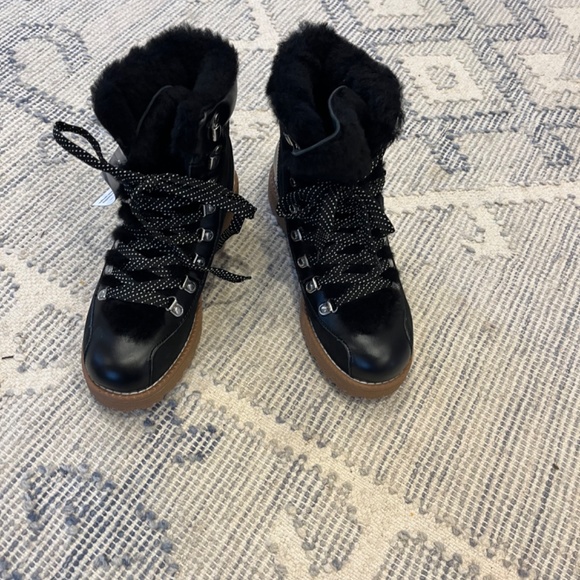 J.Crew Nordic Boots - Black- Size 8 - Picture 2 of 4